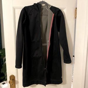 lululemon jacket size 4 - made in Canada fleece lined